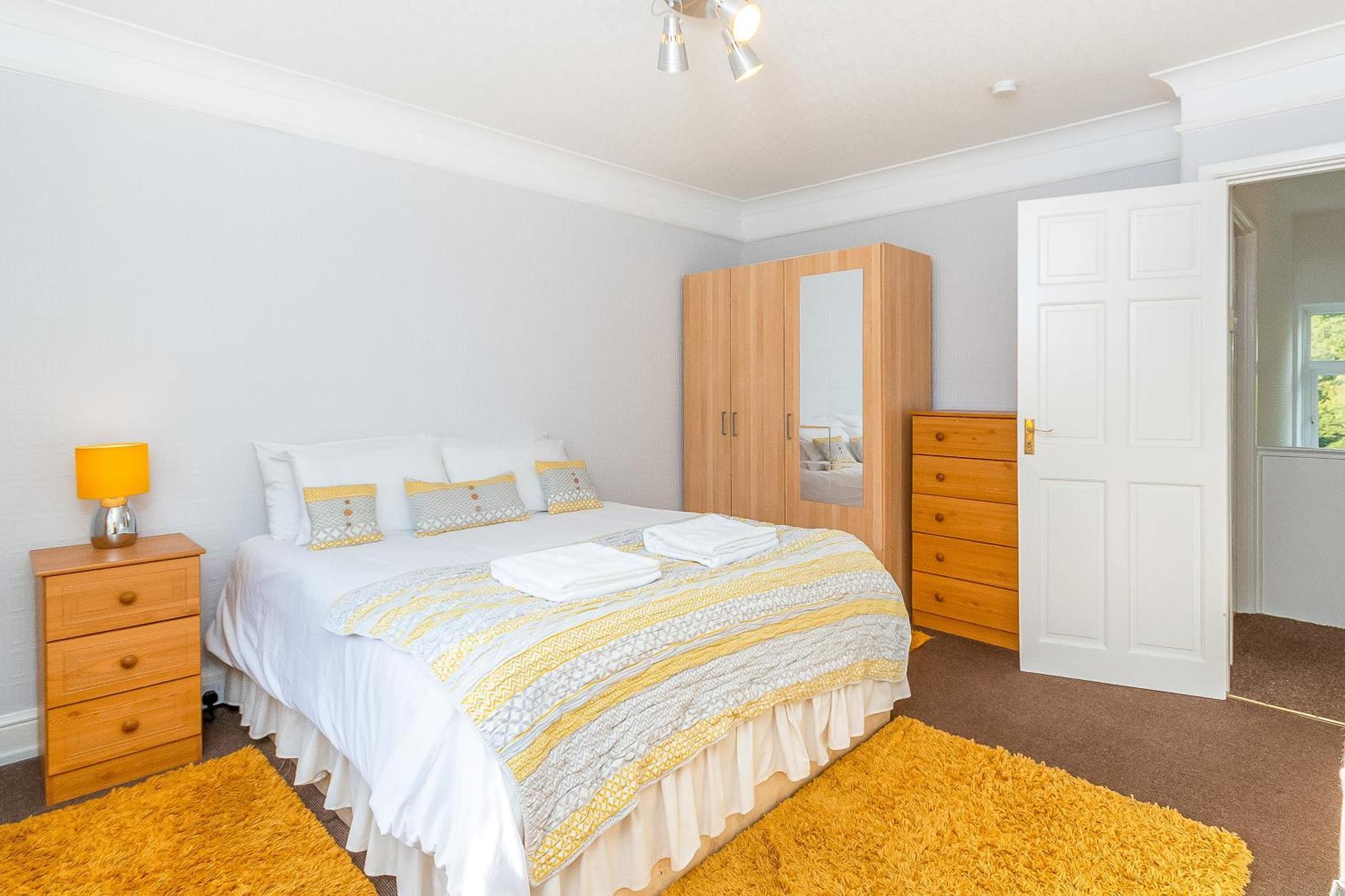 The View Spacious Apartment In Afan Forest Bike Park By Staystaycations Port Talbot Zewnętrze zdjęcie