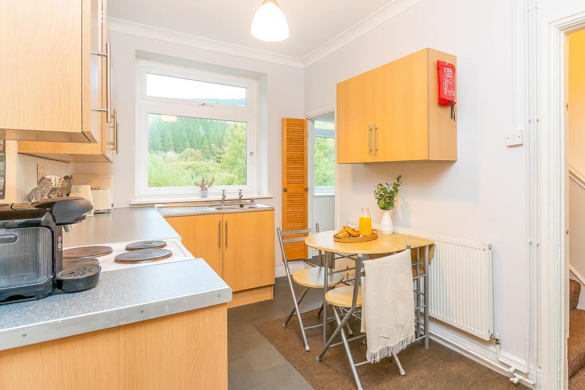 The View Spacious Apartment In Afan Forest Bike Park By Staystaycations Port Talbot Zewnętrze zdjęcie