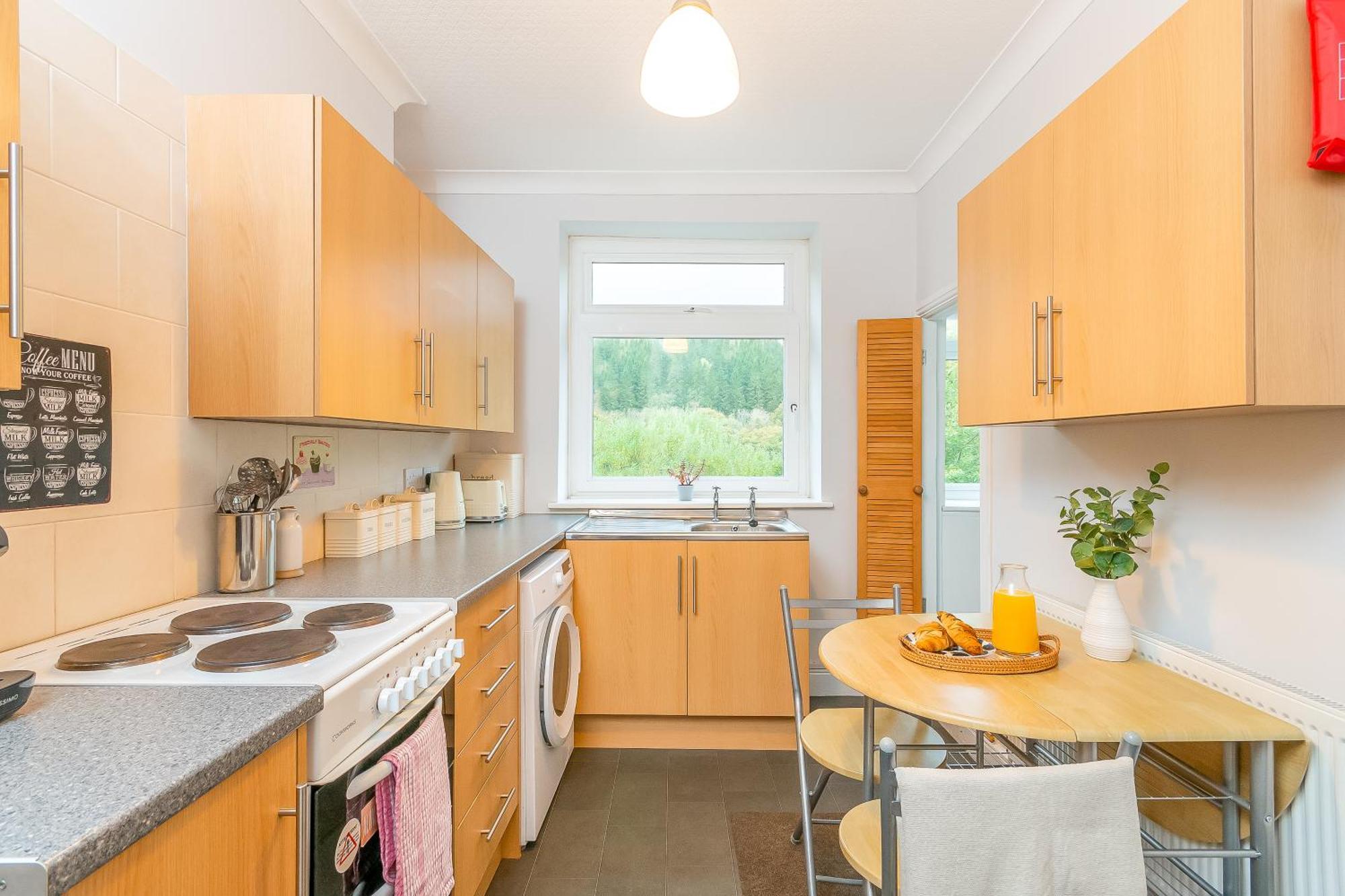 The View Spacious Apartment In Afan Forest Bike Park By Staystaycations Port Talbot Zewnętrze zdjęcie